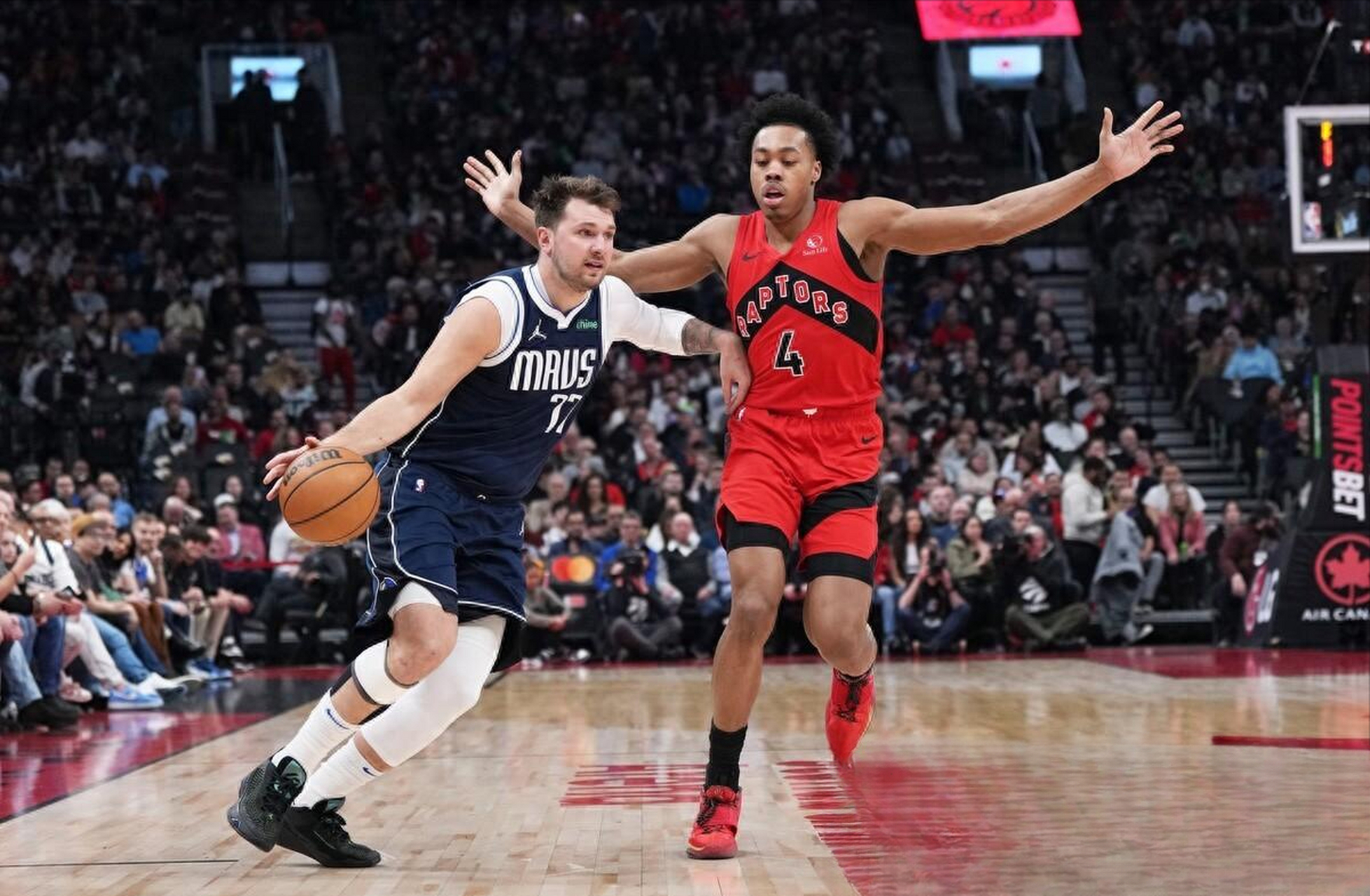 1xBit体育网站-猛龙实力强劲，全面击败对手取得胜利