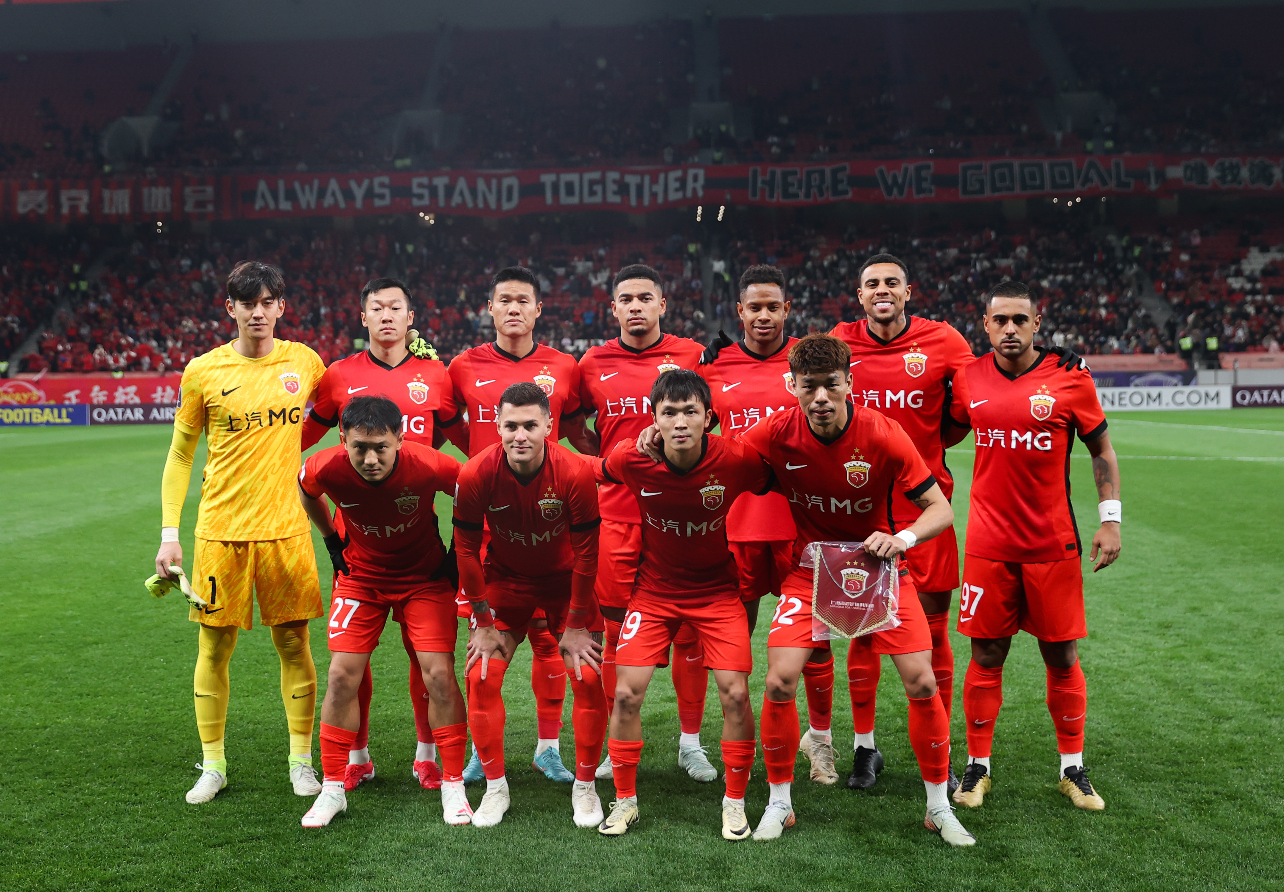 1xBit体育网站-里昂队在比赛中展现实力，获得胜利