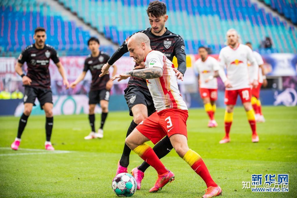 包含斯图加特教练组进行轮换，带来良好效果？的词条