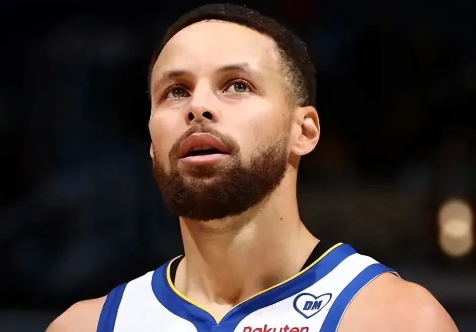 1xBit体育注册-包含猎豹队客场取胜西部联盟追平比分的词条