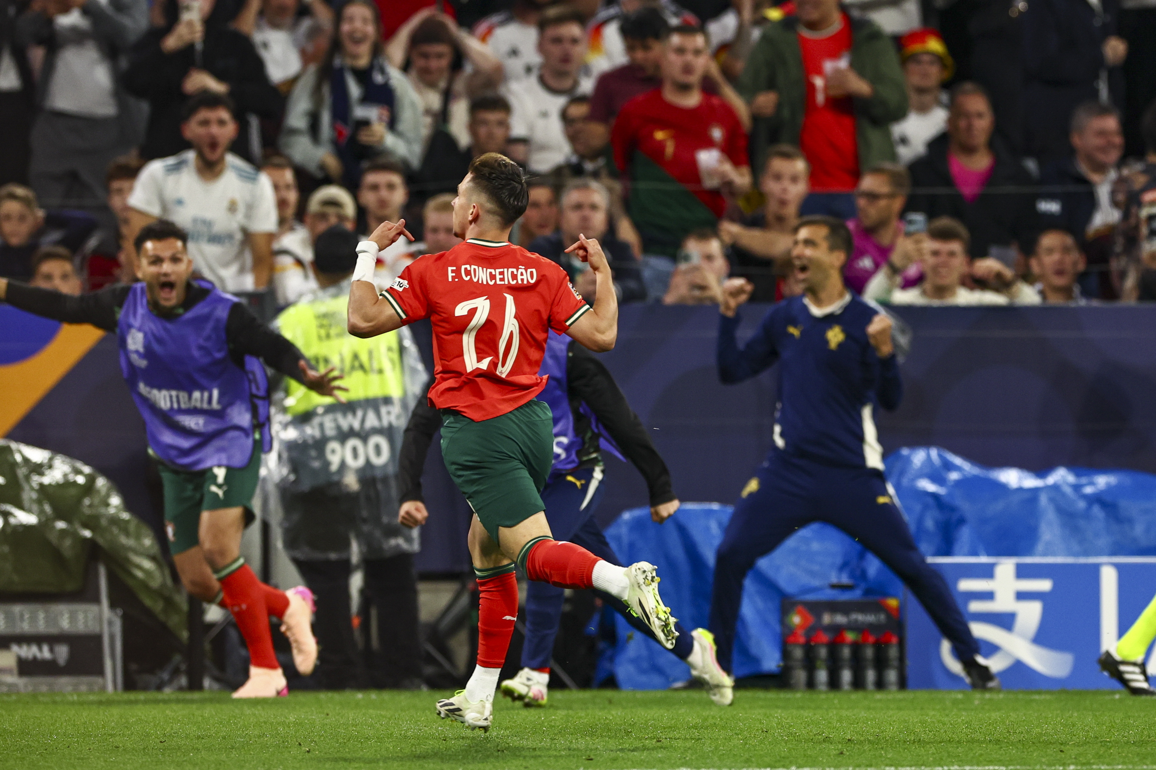 1xBit体育培训-关于葡萄牙队大胜阿塞拜疆，晋级欧国联下一轮的信息