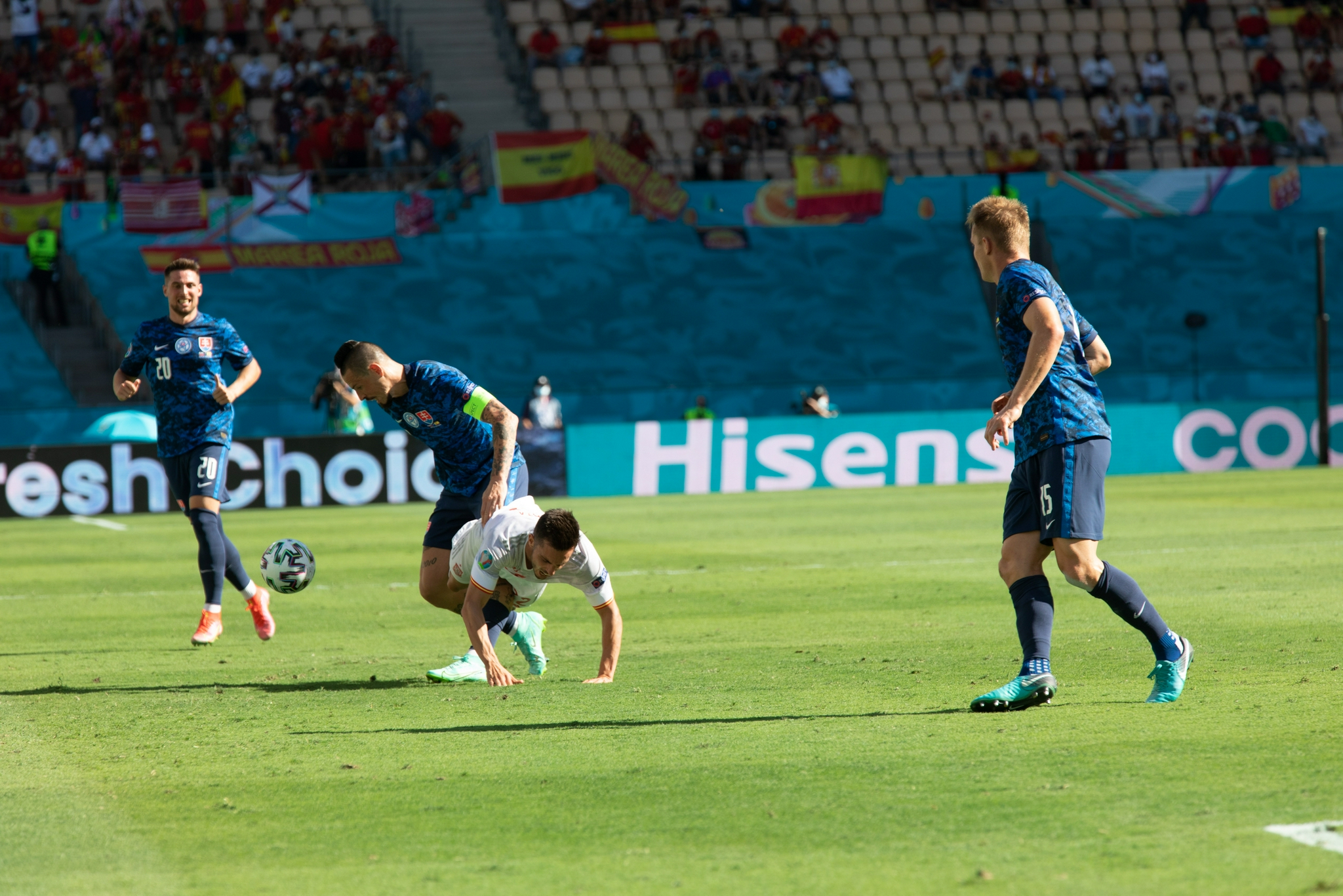 1xBit体育app下载地址-波兰队憾失晋级机会，备战下一场比赛