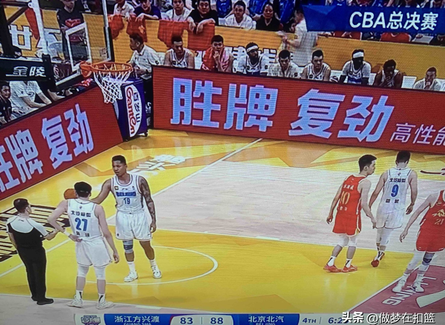 豪门意外败北,球队士气遭受重创的简单介绍 豪门意外败北,球队士气遭受重创的简单介绍