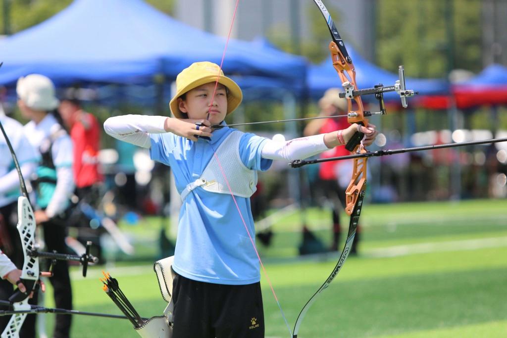 1xBit体育课程-射箭比赛挪威选手箭无虚发，英姿飒爽获胜