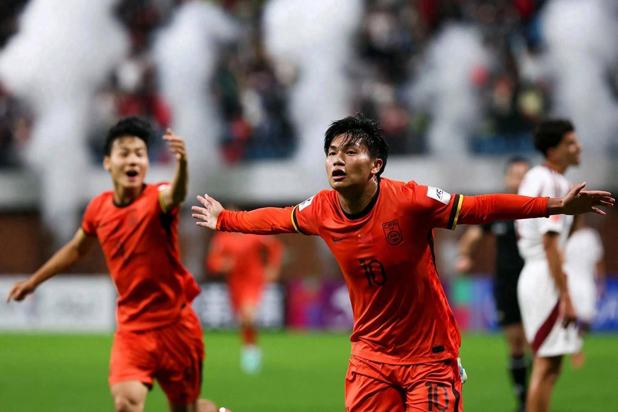 1xBit体育馆-包含亚洲杯赛开启，各国球队实力不相上下的词条