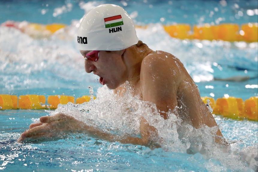 匈牙利队在国际锦标赛中晋级