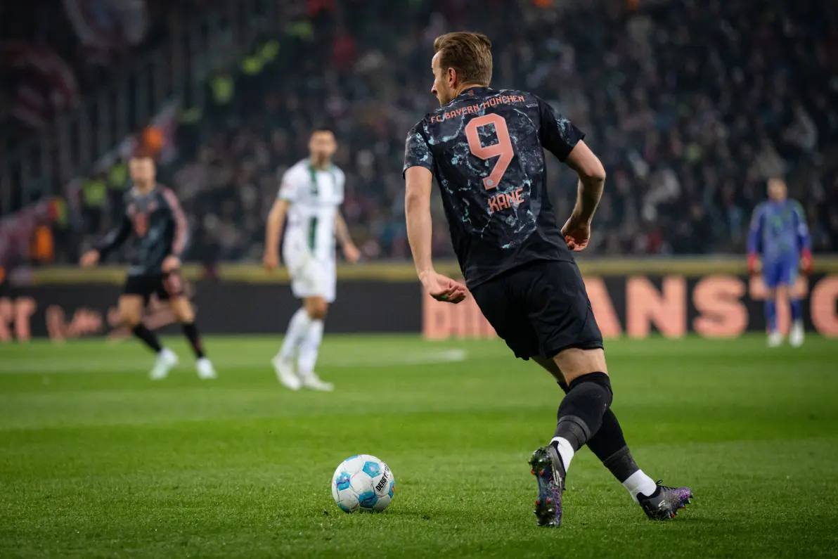 关于门兴格拉德巴赫客场击败斯图加特,登顶德甲前四位置的信息 关于门兴格拉德巴赫客场击败斯图加特,登顶德甲前四位置的信息