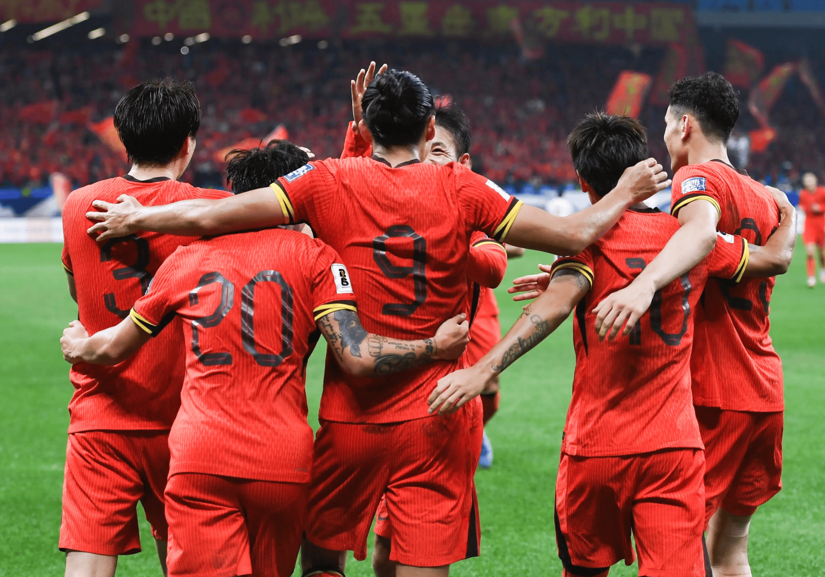 1xBit体育新闻-国内足球联盟内部争霸赛，球队厮杀