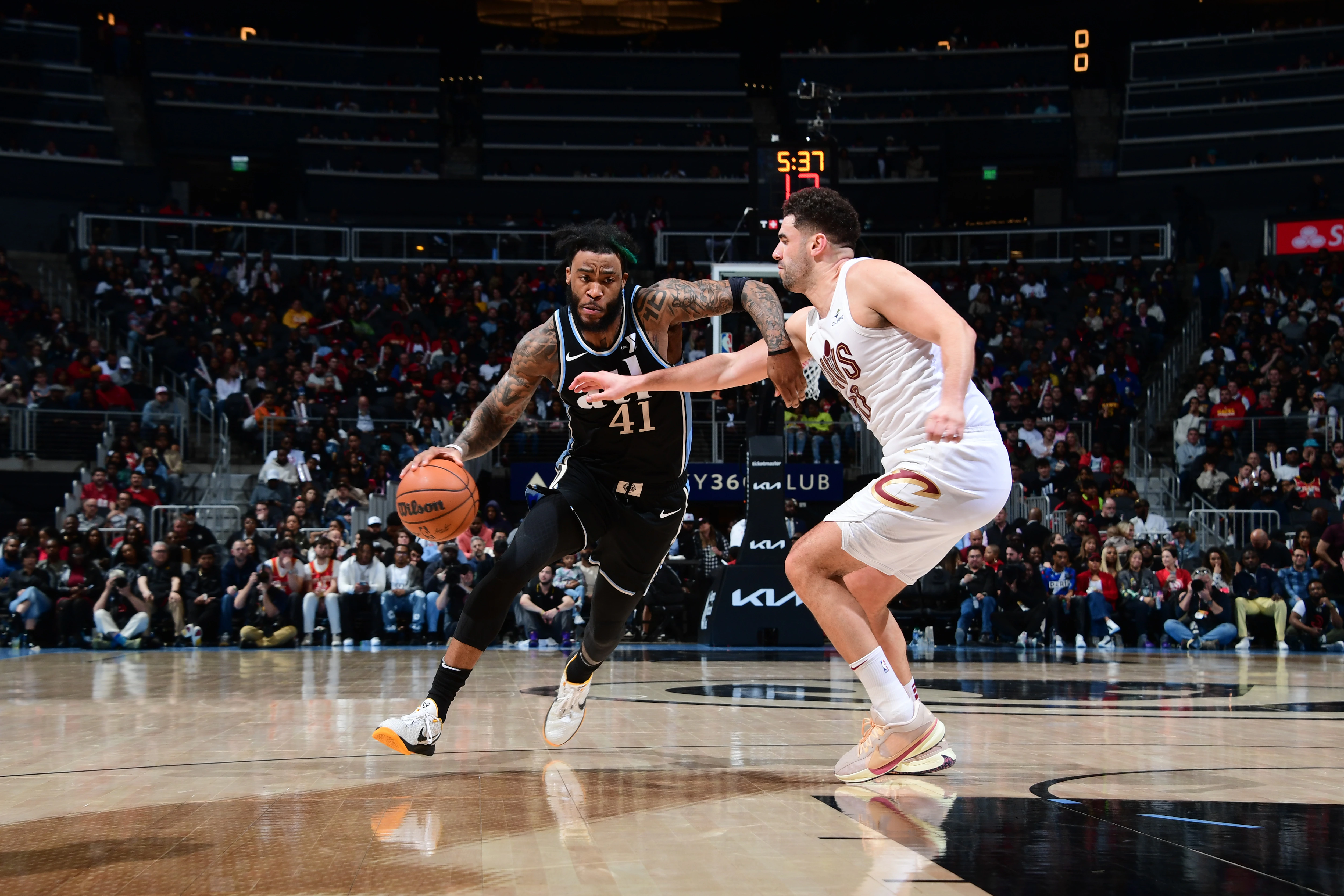 克里夫兰骑士客场胜老鹰 克里夫兰骑士客场胜老鹰